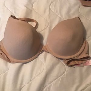 PINK Victoria’s Secret Wear Everywhere Bra 34C